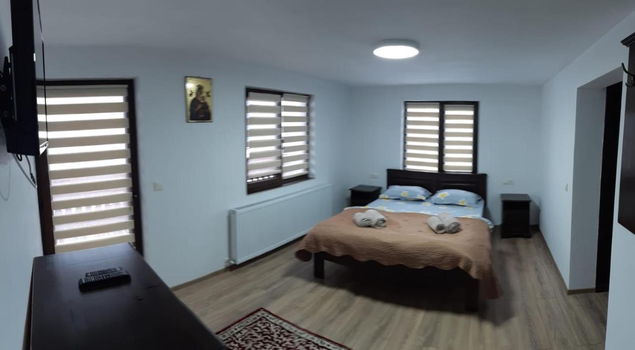 Casa De Vacanta Perla Colibitei Kolibica Kültér fotó