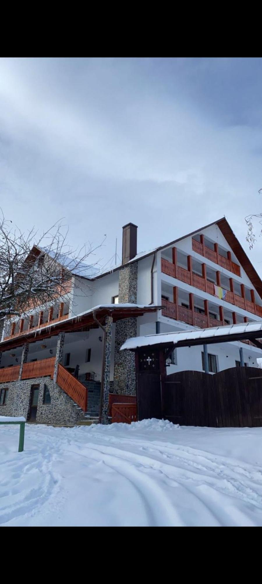 Casa De Vacanta Perla Colibitei Kolibica Kültér fotó